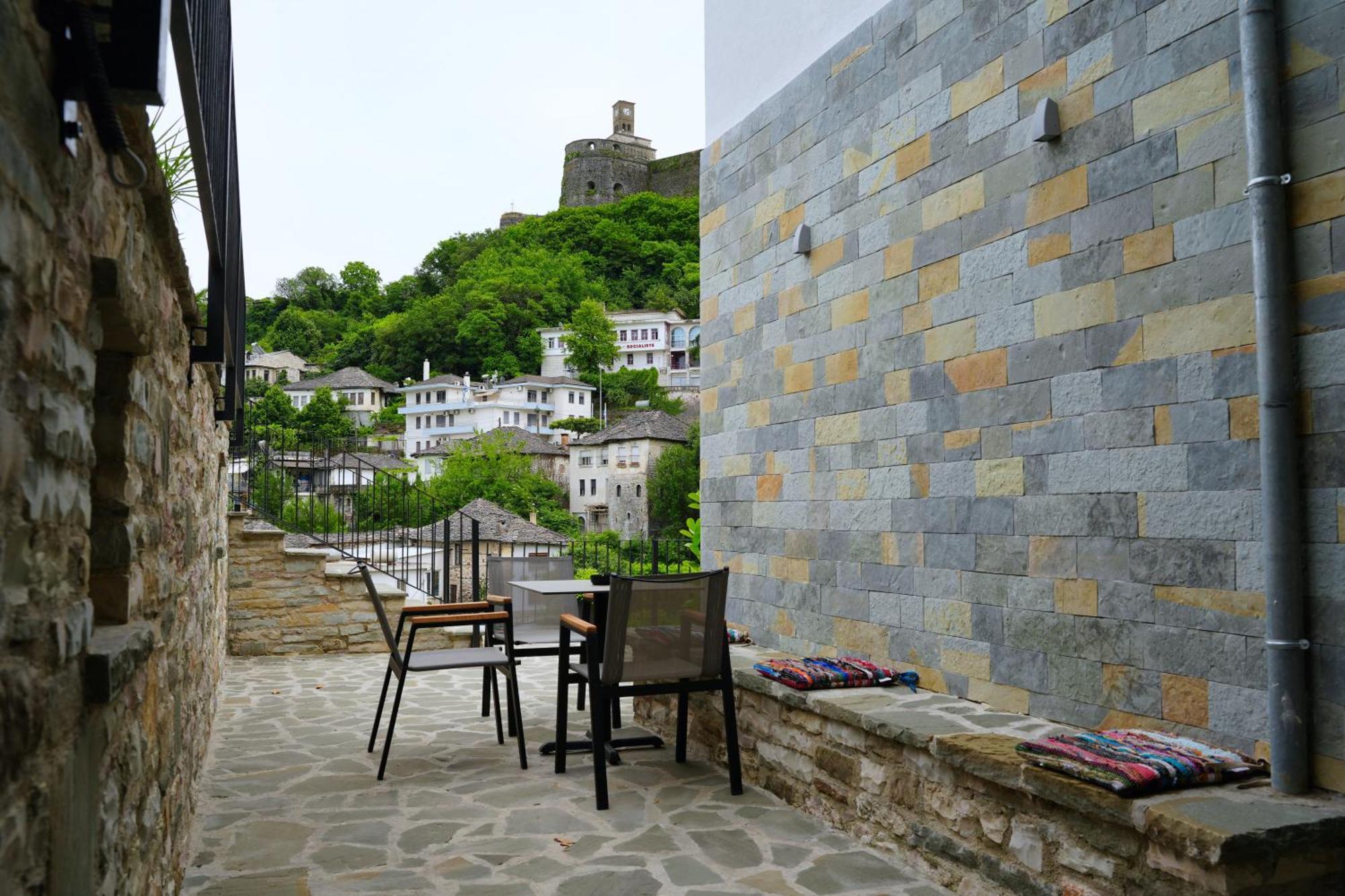 Castlefront Villa Gjirokastër Dış mekan fotoğraf