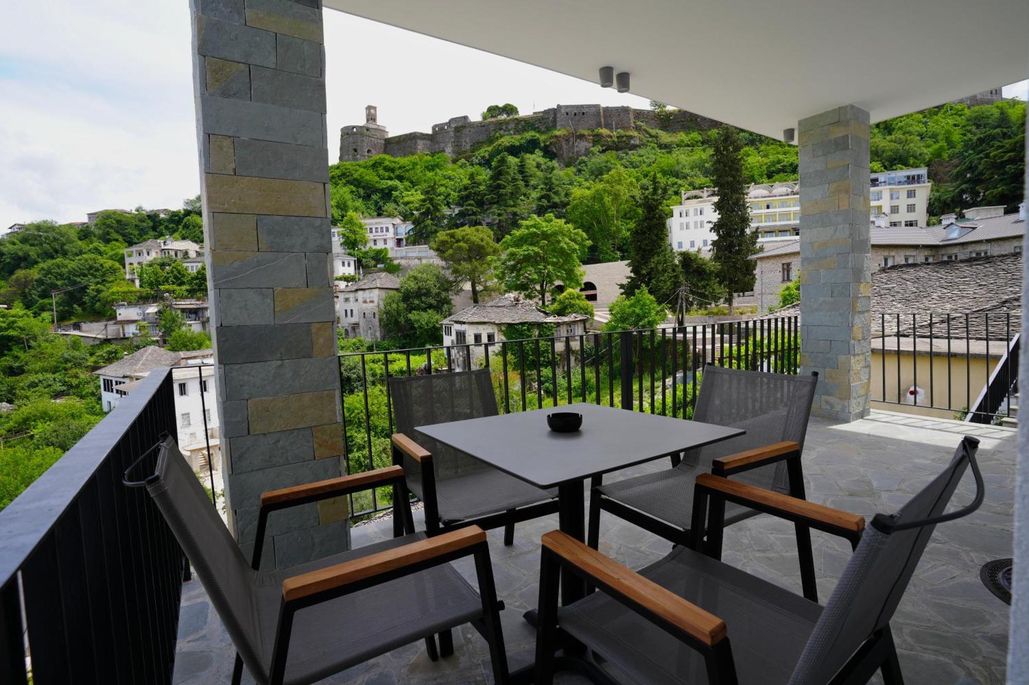 Castlefront Villa Gjirokastër Dış mekan fotoğraf