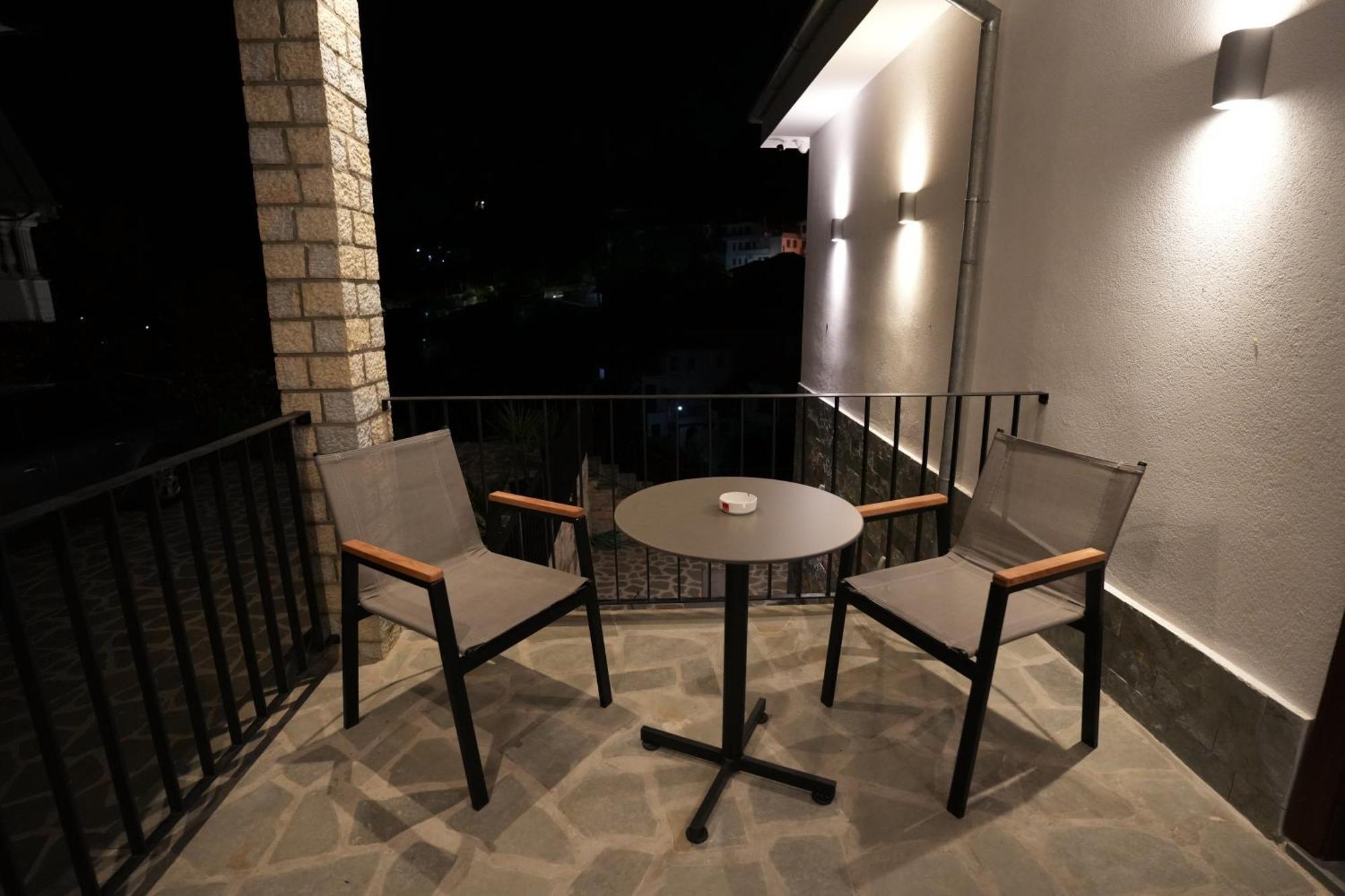 Castlefront Villa Gjirokastër Dış mekan fotoğraf