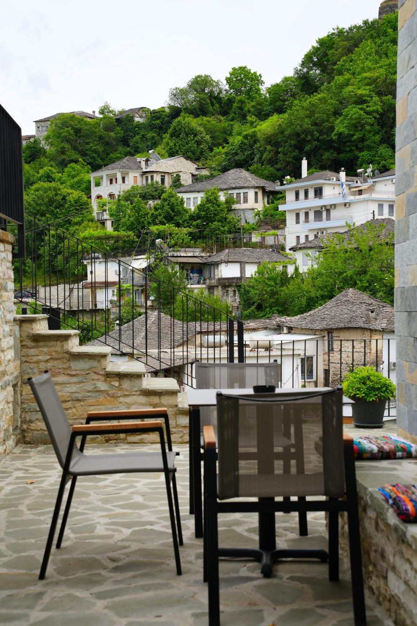 Castlefront Villa Gjirokastër Dış mekan fotoğraf