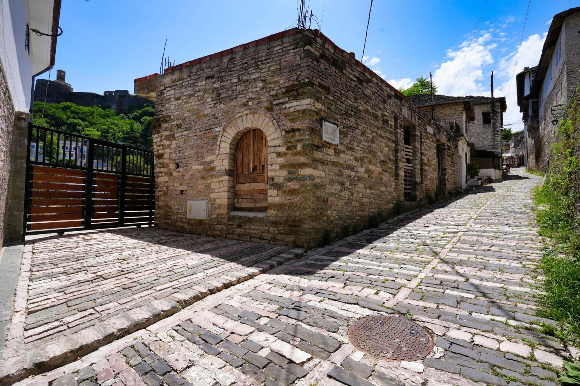 Castlefront Villa Gjirokastër Dış mekan fotoğraf